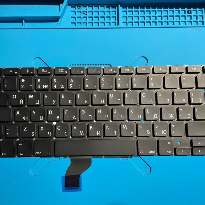 Apple A1502 keyboard in Tbilisi