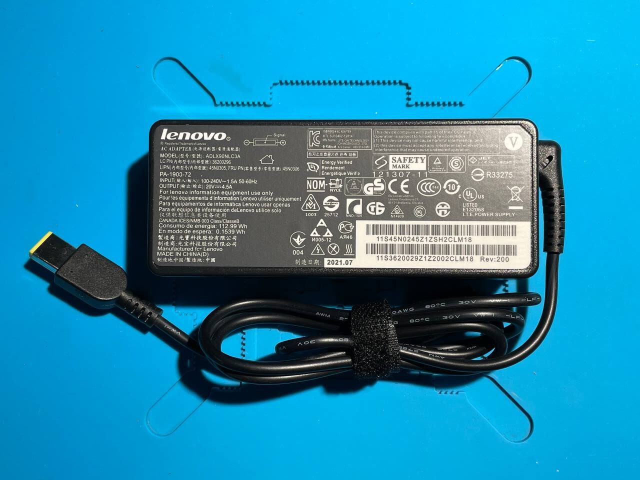 Lenovo ADLX90NLC3A Adapter