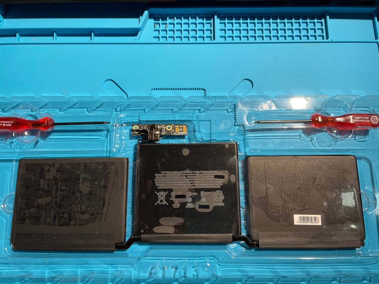 Macbook A1708 battery (A1713) in Georgia