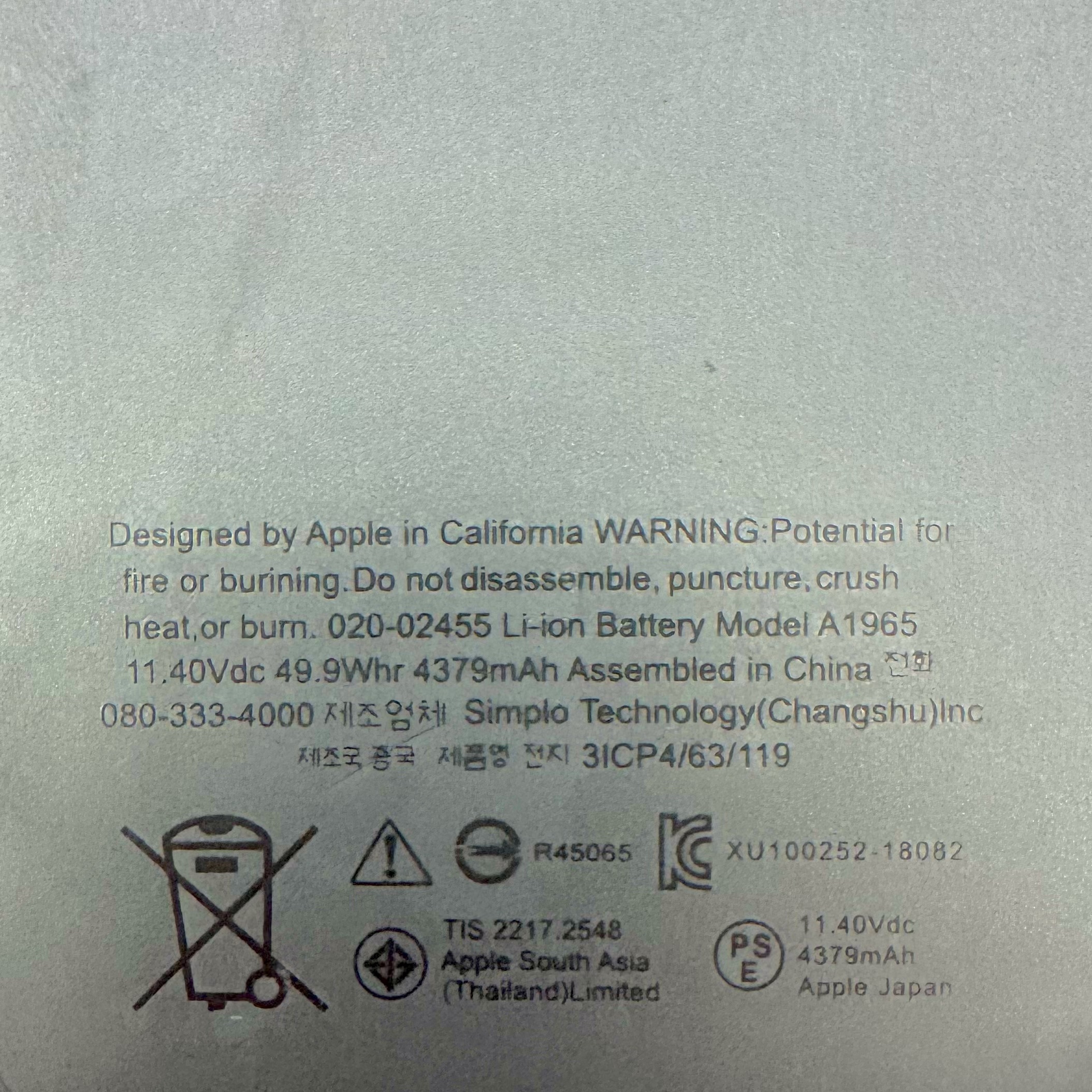 Macbook A1932 A2179 origianal replacement Battery (A2165) - Image 2