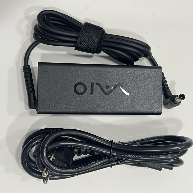 Sony 90w charger in Tbilisi